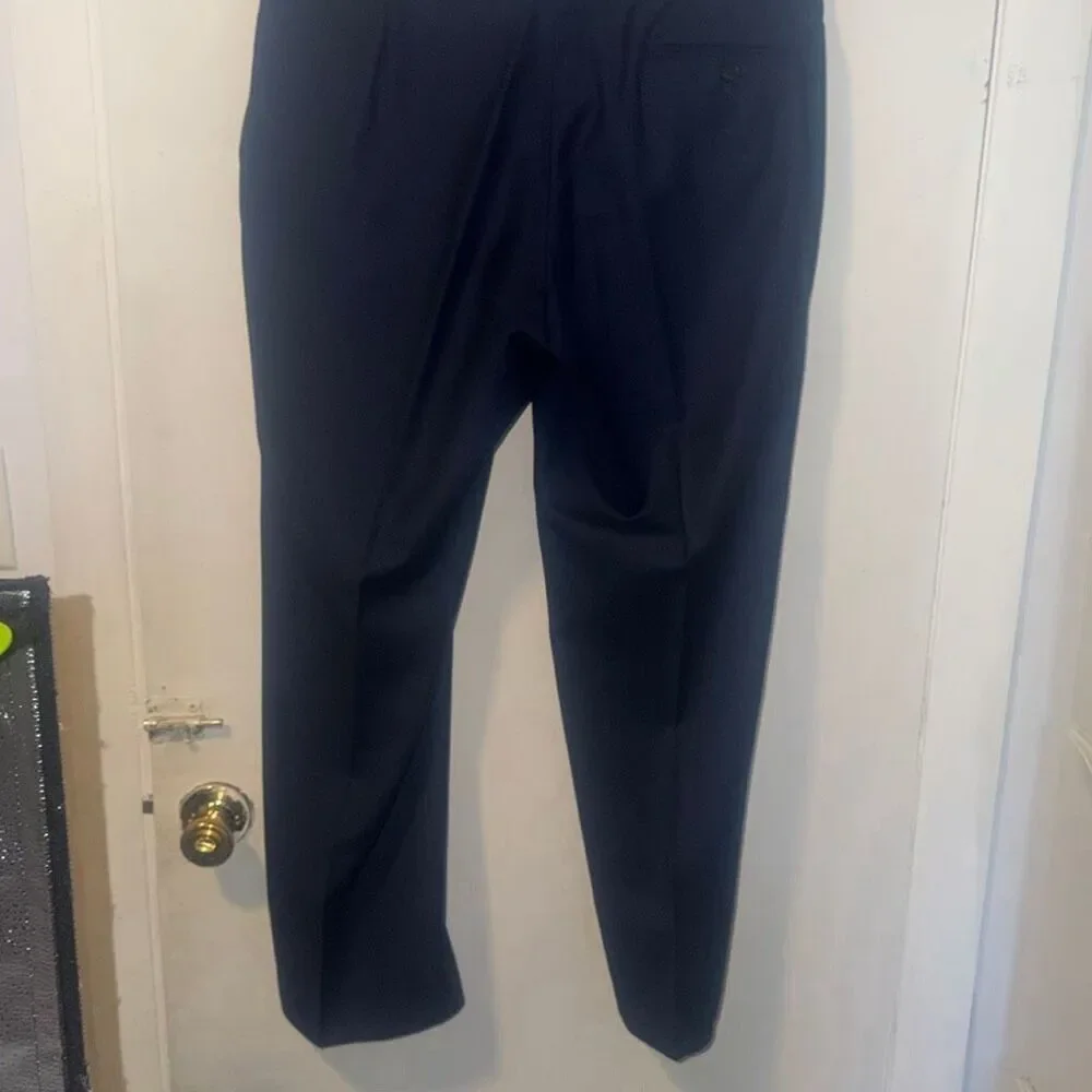 CHARLES TYRWHITT Navy Blue Wool Suit-42S 36x30